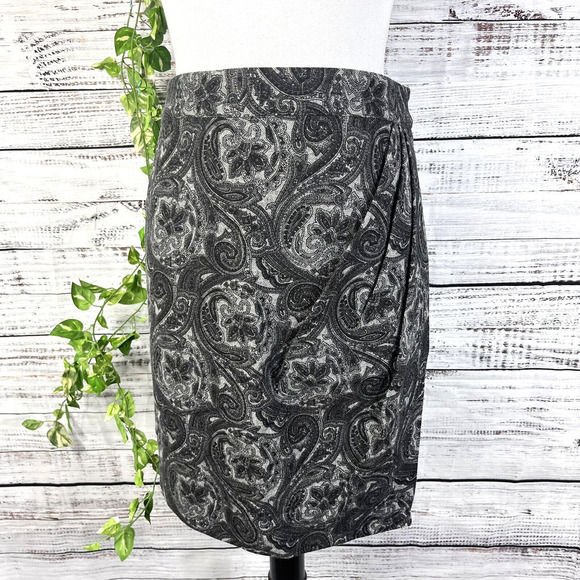Talbots Skirt size 10 Petite Black Gray Wool Paisley Wrap Straight Knee Boho - Picture 1 of 11